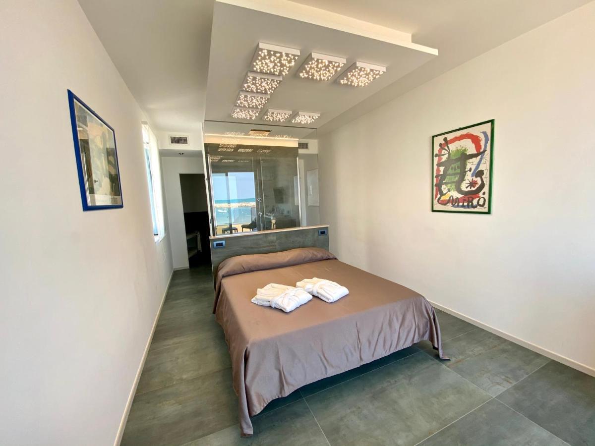 Marina Bay Suites 佩斯基奇 外观 照片